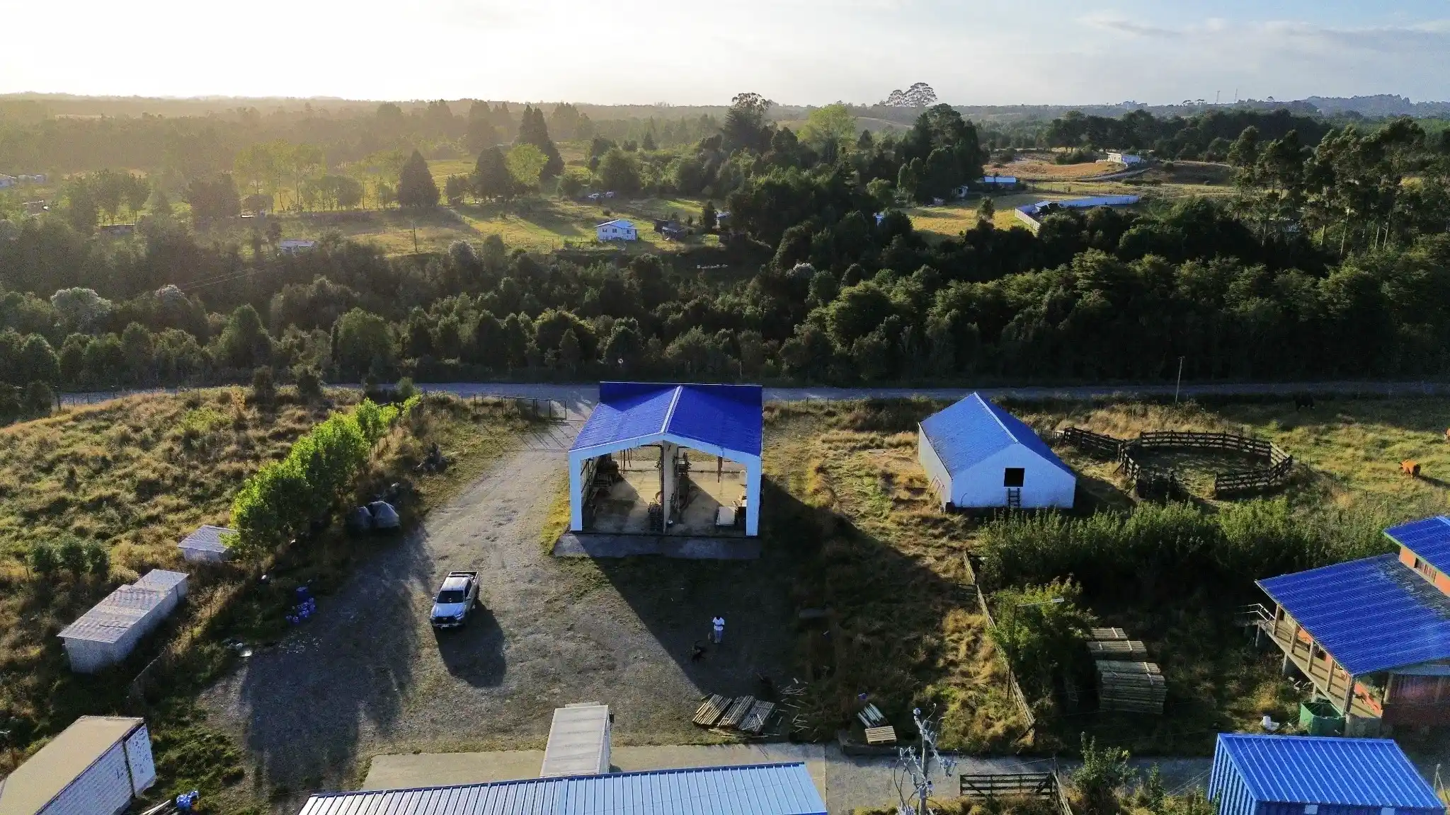 Vista aérea del terreno y las instalaciones